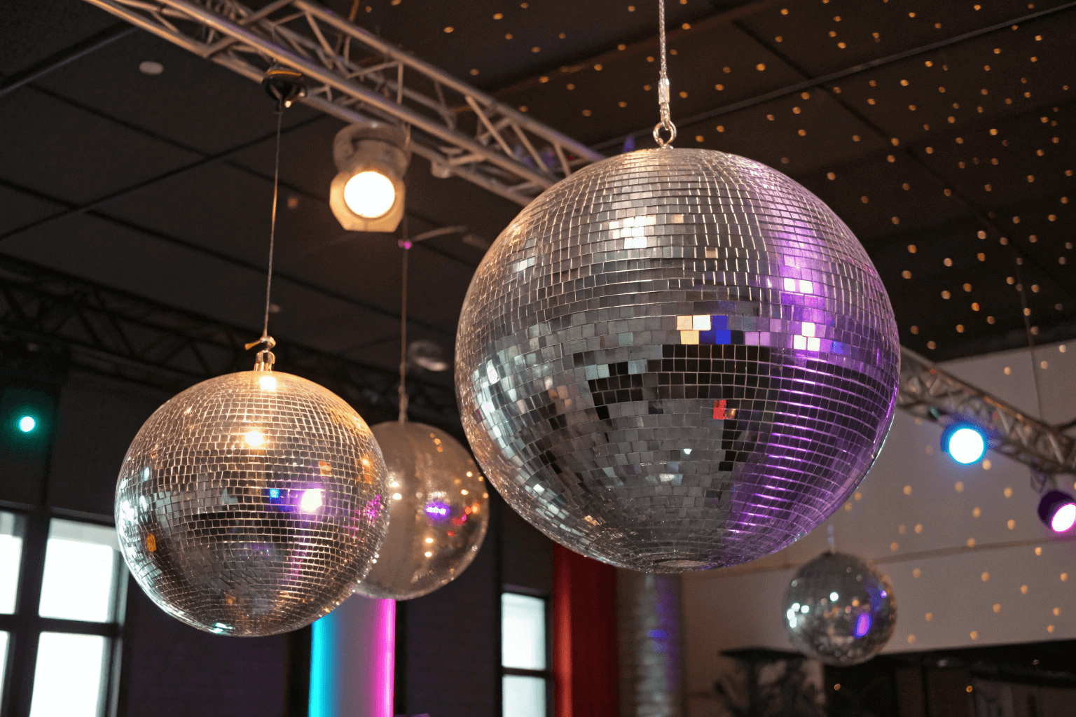 disco ball types and sizes